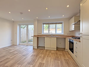 Photo 15- click for photo gallery